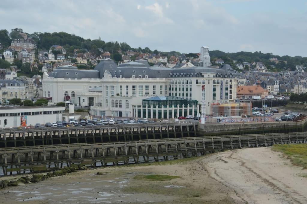 Mini-Duplex Cosy Avec Magnifique Vue Mer Deauville Kültér fotó